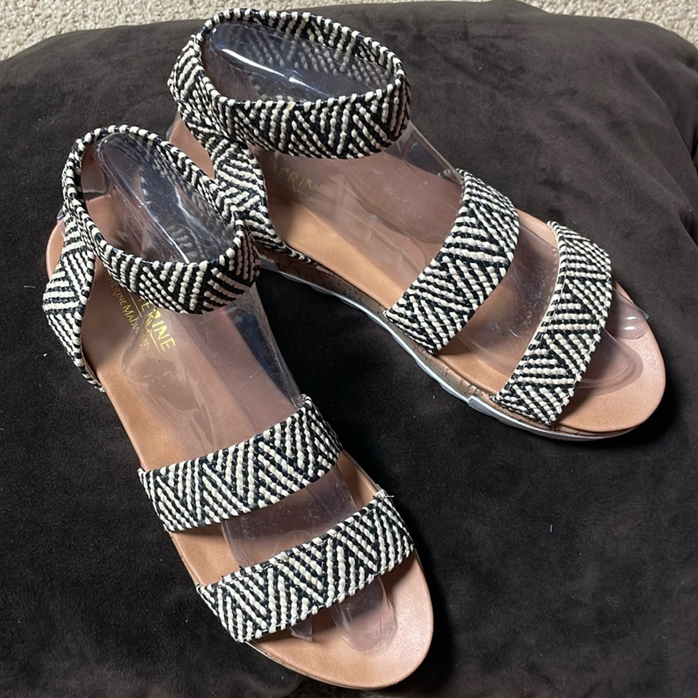 Catherine Malandrino Davina sandals 1-2 inch platform wedge